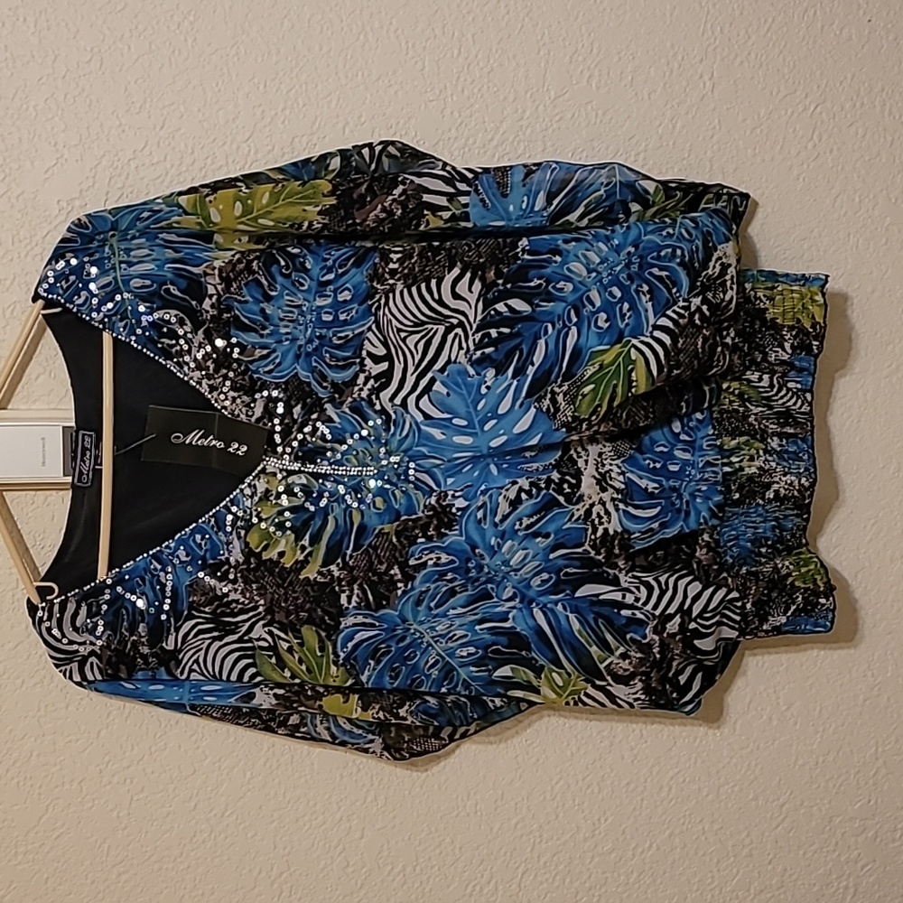 Women's. 1X Metro 22 Blouse